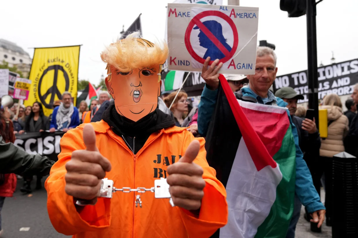 A person dressed as U.S. President Donald Trump takes part in a 'Trump Not Welcome' protest and rally during the state visit of U.S. President Donald Trump and first lady Melania Trump, in London, Britain, September 17, 2025. REUTERS/Maja Smiejkowska/Maja Smiejkowska