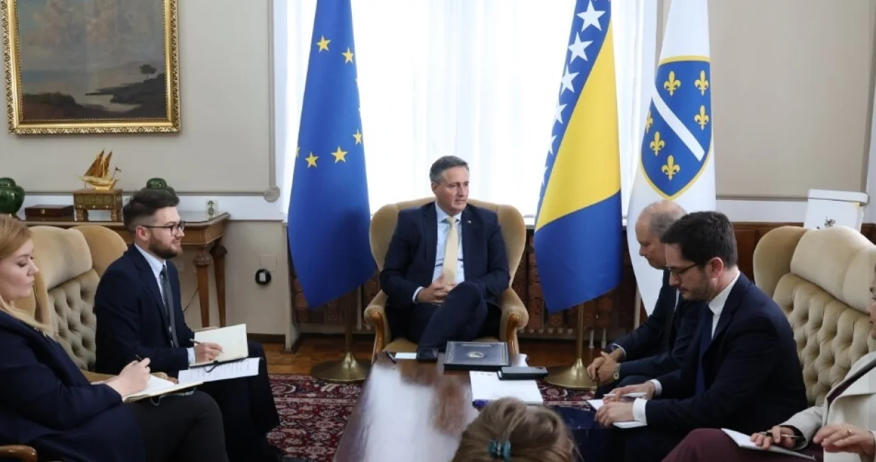 Denis Bećirović i specijalni izaslanik Francuske za Zapadni Balkan Rene Troccaz/Facebook