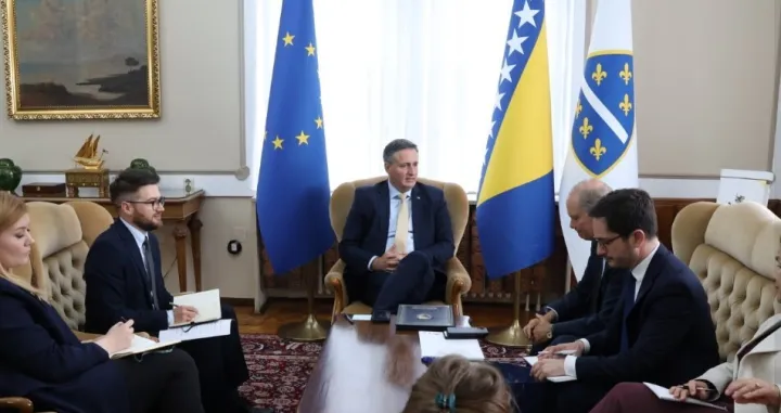 Denis Bećirović i specijalni izaslanik Francuske za Zapadni Balkan Rene Troccaz/Facebook