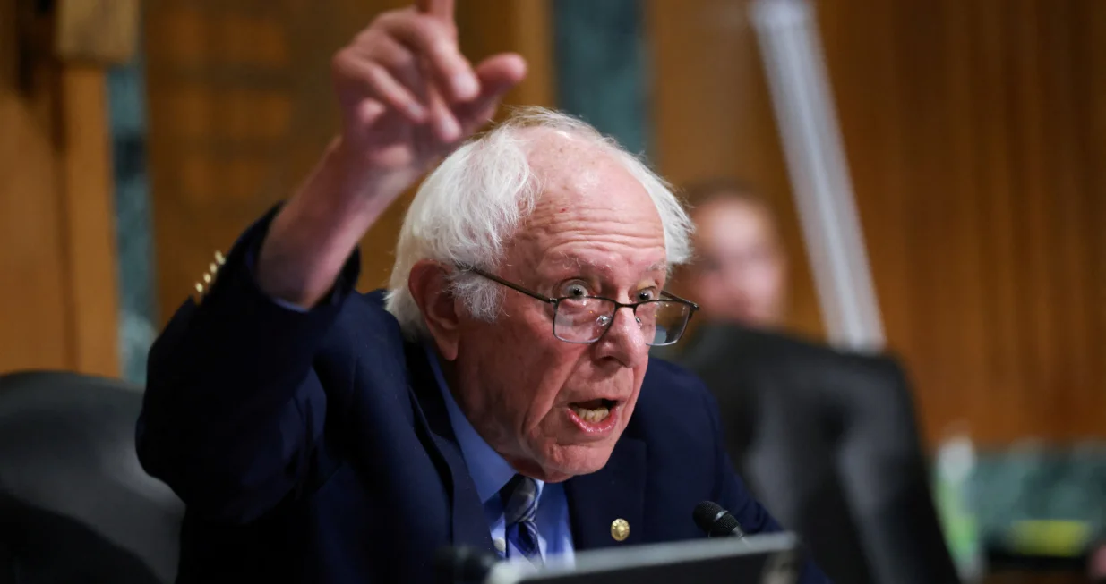 U.S. Senator Bernie Sanders (I-VT) speaks as U.S. Health and Human Services Secretary Robert F. Kennedy Jr., testifies before a Senate Finance Committee hearing on President Donald Trump's 2026 health care agenda, on Capitol Hill in Washington, D.C., U.S., September 4, 2025. REUTERS/Evelyn Hockstein/Evelyn Hockstein