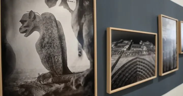 Trideset i šest pogleda na Notre Dame/Hamza Duraković