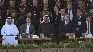 parada snaga jedinstva, arapi pored vučića, dodik i ostali na drugoj tribini/Tok Tv