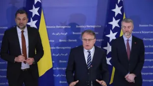 Nermin Nikšić i partneri iz Trojke (Konaković, Forto)/Senad Gubelić/