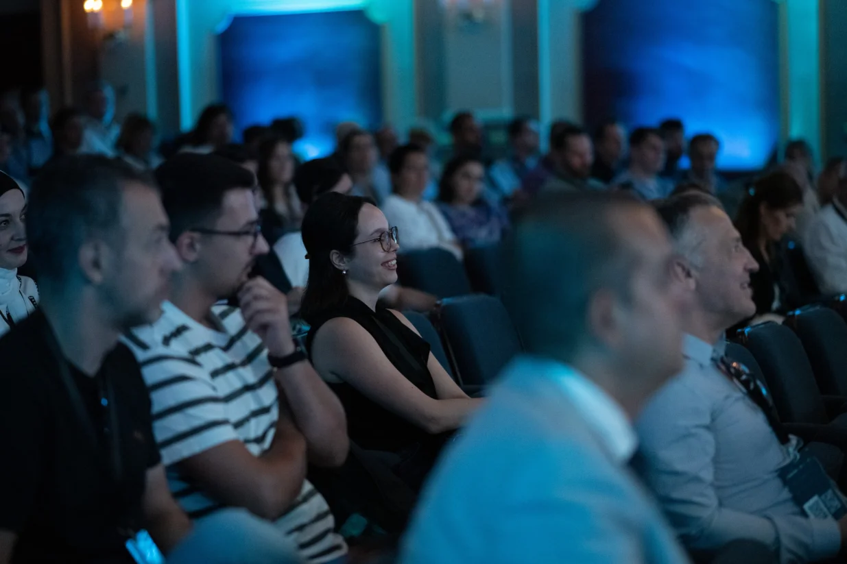 AI Summit Kiss the Future/