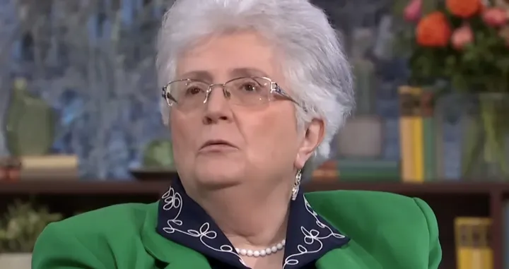 Caroline Eve radi kao eskort dama/This Morning