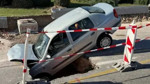 Saobraćajna nesreća, Šibenik, rupa, automobil/Dalmacija Danas