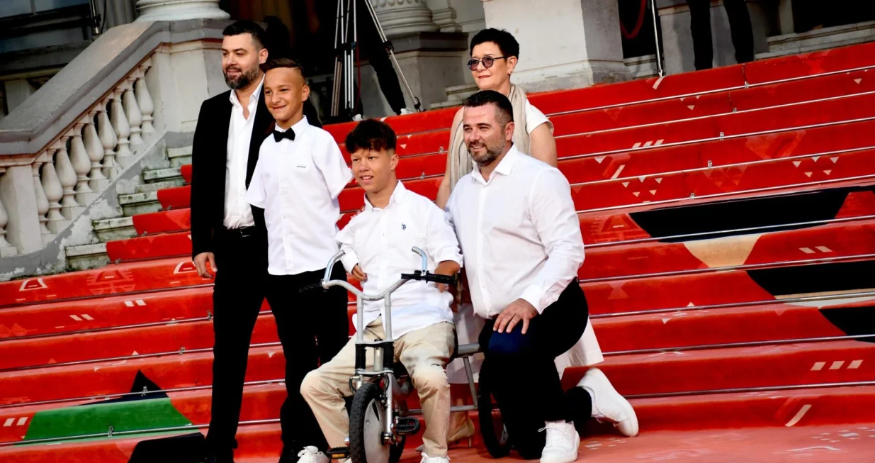 Ekipa filma na crvenom tepihu SFF-a/