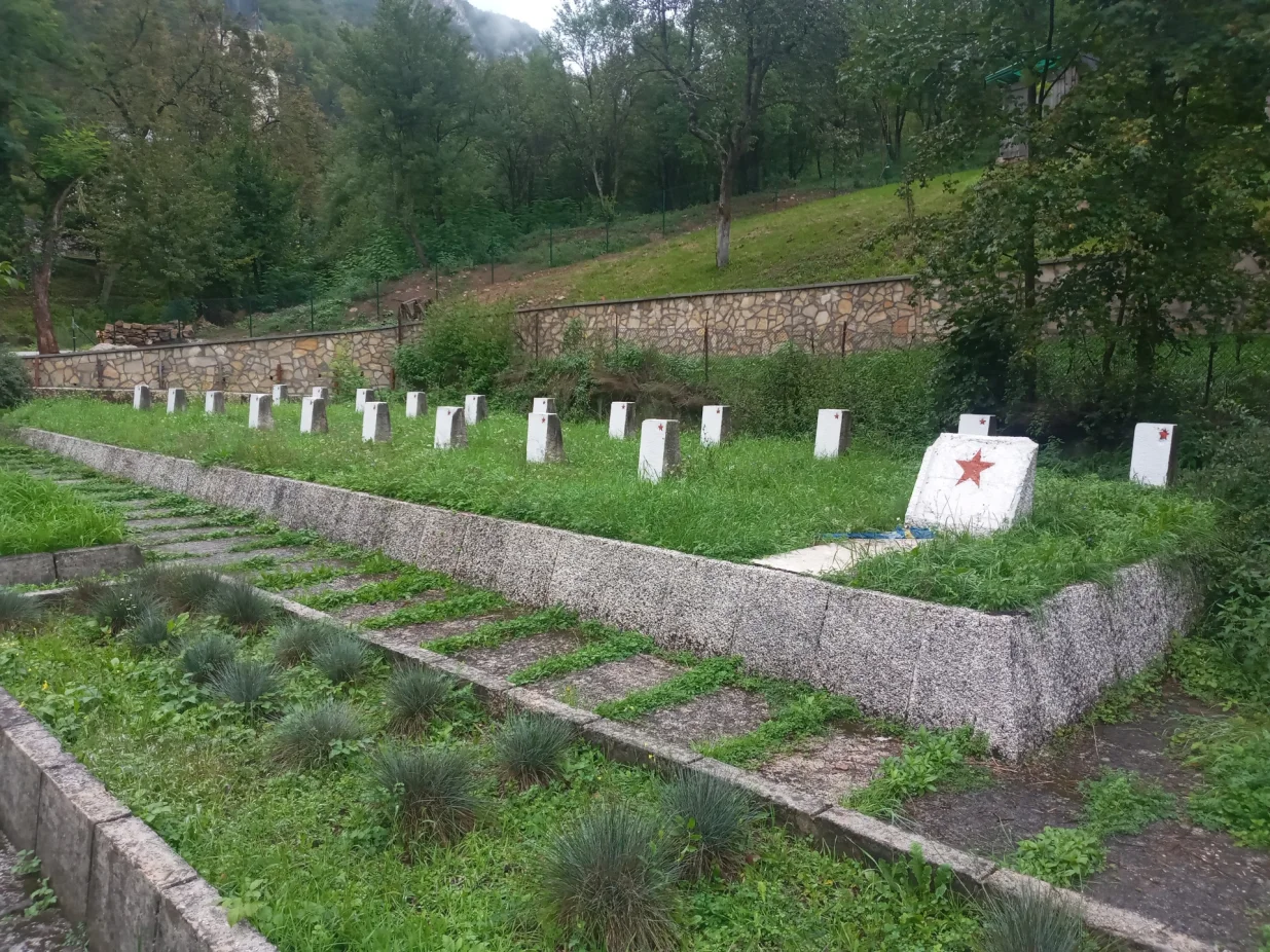 Partizansko groblje u Kraljevoj Sutjesci/Udik