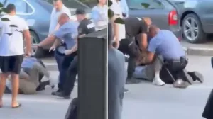 Bahati vozač je na kraju savladan/Screenshot/