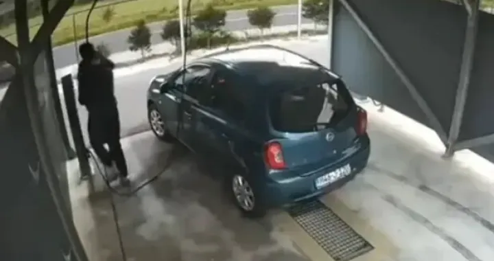 Kamere snimile lopove/Printscreen/Crna hronika//