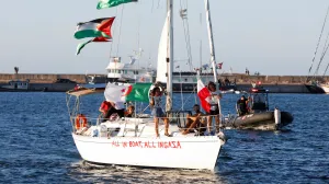 A boat participating in the Global Sumud Flotilla departs from the port of Bizerte, en route to Gaza, as part of an international humanitarian initiative aimed at breaking the Israeli naval blockade and delivering essential aid to Palestinians, in Bizerte, Tunisia, September 13, 2025. REUTERS/Zoubeir Souissi/Zoubeir Souissi