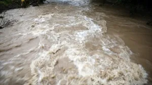 Bujica, bujične poplave/Ilustracija/Ilustracija