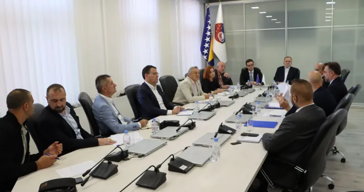 Sastanak direktora komunalnih preduzeća KS/Vlada Ks