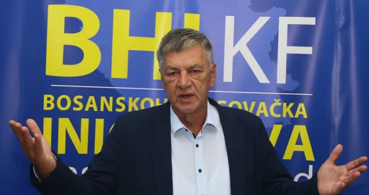 Fuad Kasumović proglasio pobjedu i osvajanje trećeg uzastopnog mandata za gradonačelnika Zenice/Muhamed Tunović