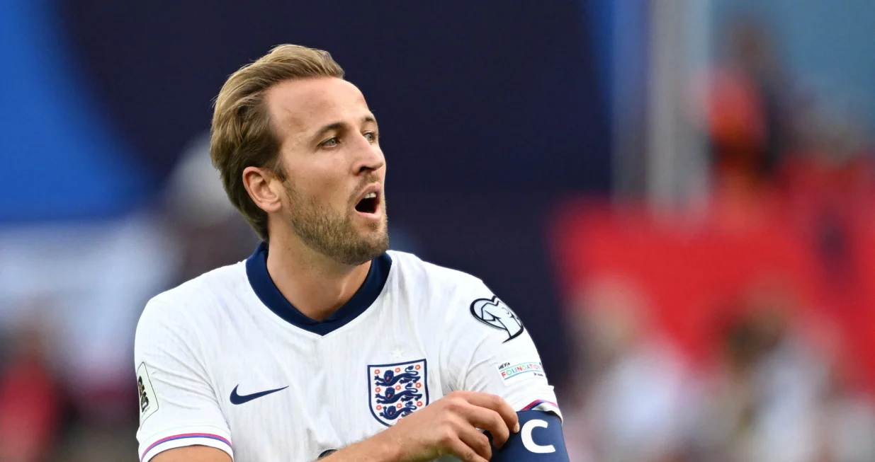 Soccer Football - World Cup - UEFA Qualifiers - Group K - England v Andorra - Villa Park, Birmingham, Britain - September 6, 2025 England's Harry Kane reacts REUTERS/Dylan Martinez/Foto: Dylan Martinez