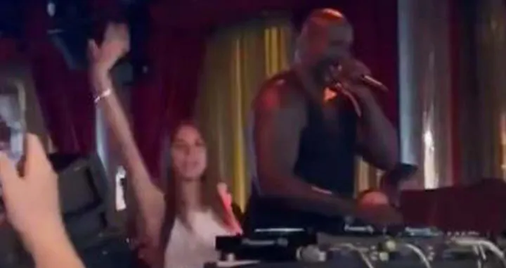 Shaquille O'Neal u društvu Sophie Rain (FOTO: Screenshot/X)/Foto: 