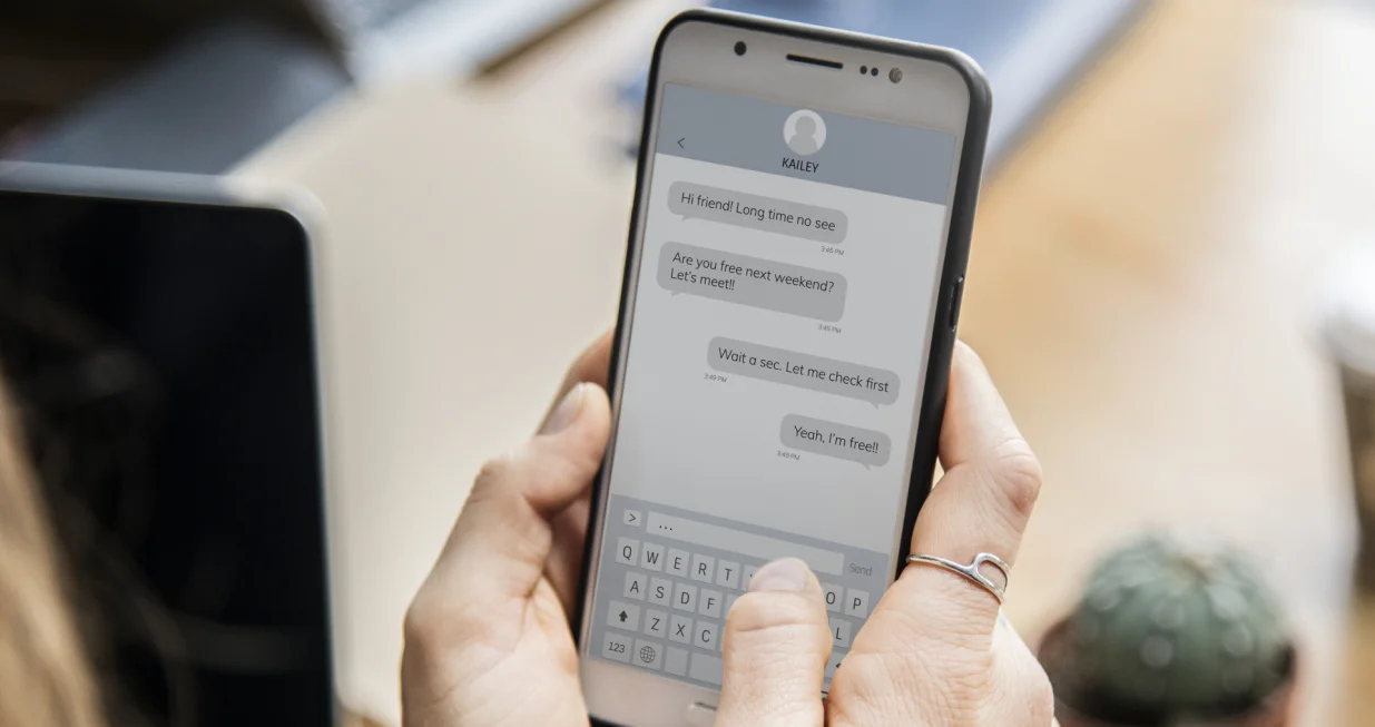 chat, google chat/Ilustracija/Freepik 