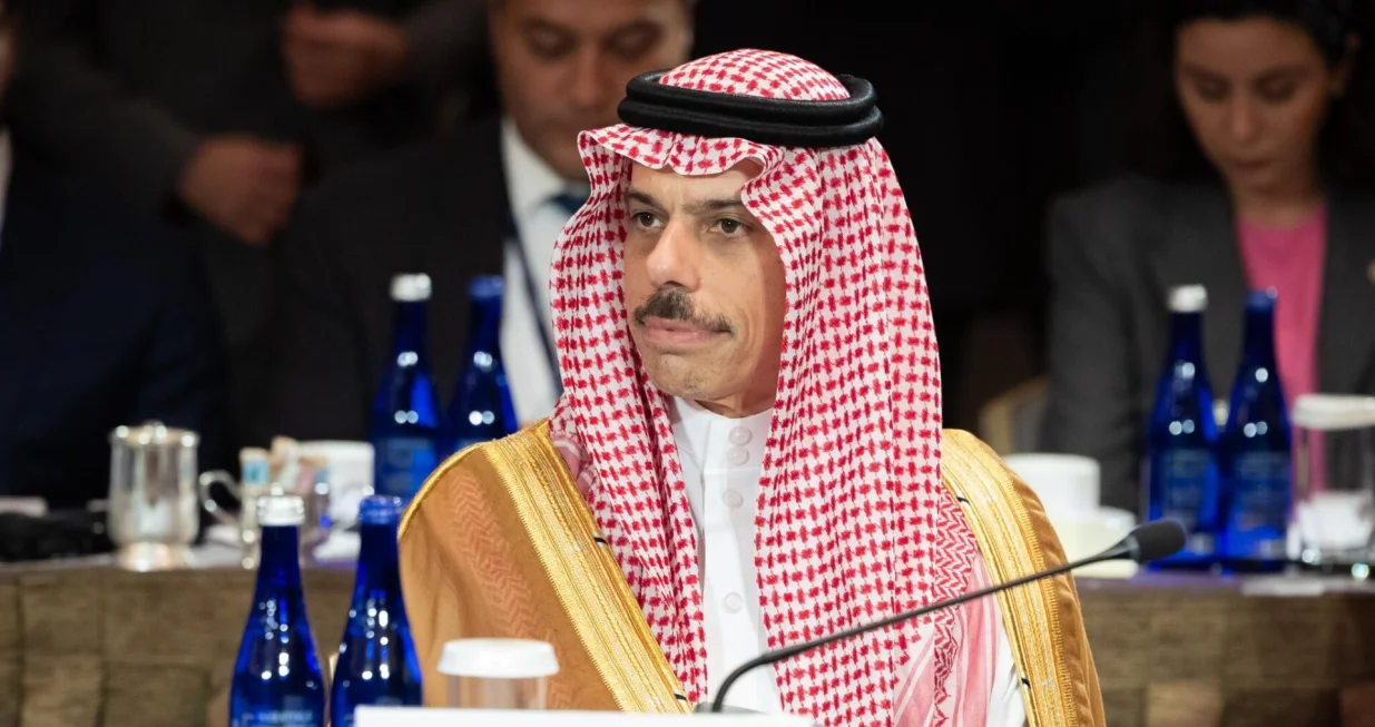 Princ Faisal bin Farhan Al-Saud/X