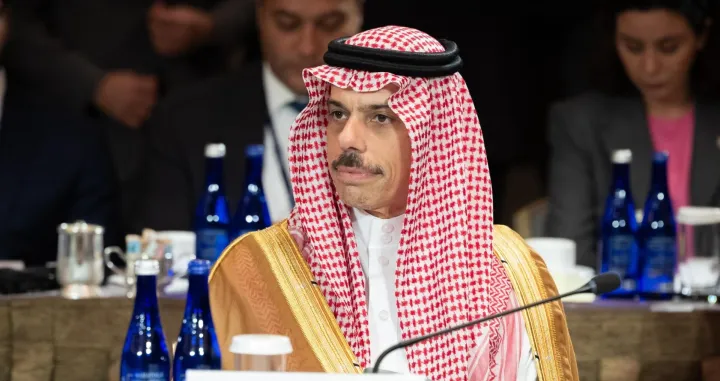 Princ Faisal bin Farhan Al-Saud/X