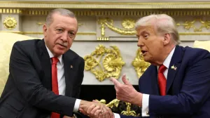U.S. President Donald Trump and Turkey's President Recep Tayyip Erdogan meet at the White House in Washington, D.C., U.S., September 25, 2025. REUTERS/Kevin Lamarque/Kevin Lamarque