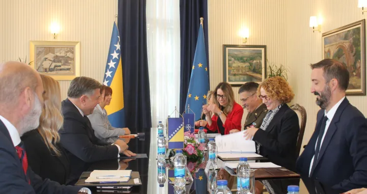 Radmila Shekerinska/Kabinet Mvp