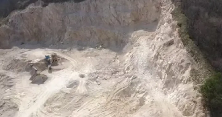 Nesreća se dogodila u kamenolomu/Ilustracija/Fena//