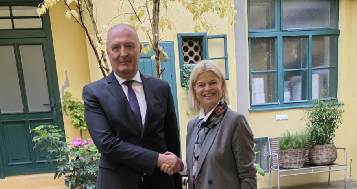 Zukan Helez, austrijska ministrica odbrane Claudia Tanner, posjeta Austriji, Beč/Facebook