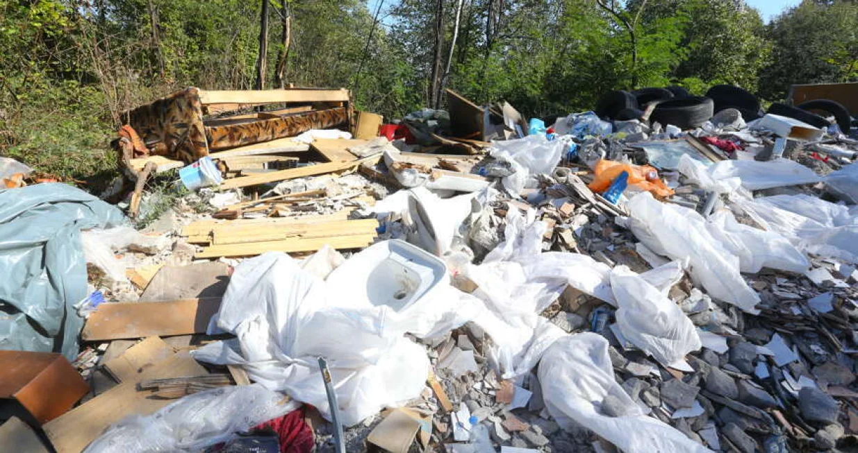 divlja deponija Paprikovac banja luka srpska.info/Miomir Jakovljevic
