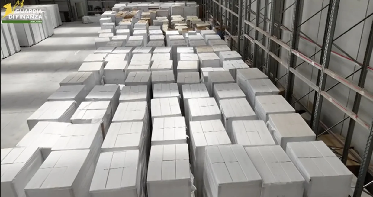 italija ilegalna tvornica duhan/