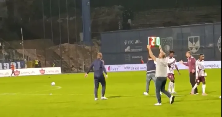 Erduan Pekić slavi pobjedu u derbiju/Foto: 