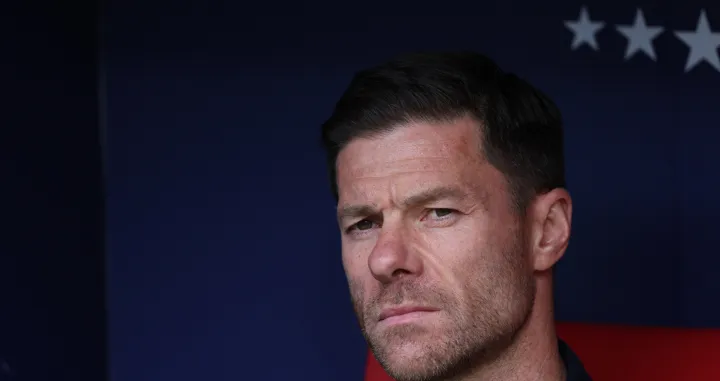 Soccer Football - LaLiga - Atletico Madrid v Real Madrid - Riyadh Air Metropolitano, Madrid, Spain - September 27, 2025 Real Madrid coach Xabi Alonso before the match REUTERS/Violeta Santos Moura/Foto: Violeta Santos Moura