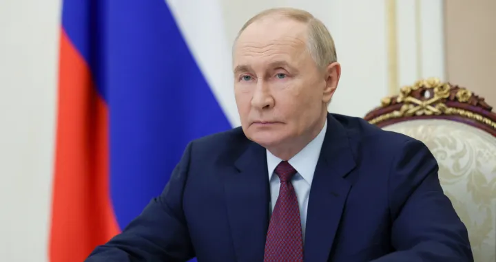 Russian President Vladimir Putin attends a meeting with members of the government via a video link in Moscow, Russia, September 17, 2025. Sputnik/Vyacheslav Prokofyev/Pool via REUTERS ATTENTION EDITORS - THIS IMAGE WAS PROVIDED BY A THIRD PARTY./Vyacheslav Prokofyev