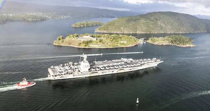 USS Gerald R. Ford/X