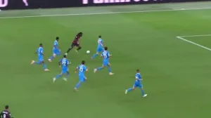 Napoli defanziva Leao/Foto: 