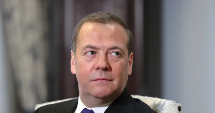 epa10317731 Deputy head of Russia's Security Council Dmitry Medvedev attends a meeting with Cuba's President Diaz-Canel at the Gorky state residence outside Moscow, Russia, 21 November 2022. The Cuban president is on an official visit to Russia. EPA/EKATERINA SHTUKINA/SPUTNIK/GOVERNMENT PRESS SERVICE/POOL MANDATORY CREDIT/Ekaterina Shtukina/sputnik/government Press Service/Pool