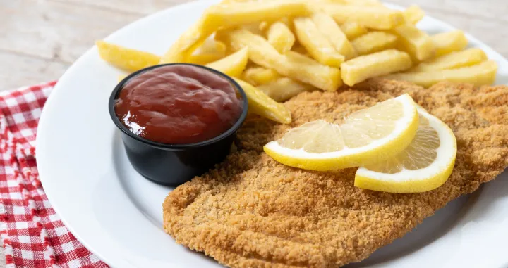 Uživajte u sočnoj i hrskavoj deliciji/Free Pik