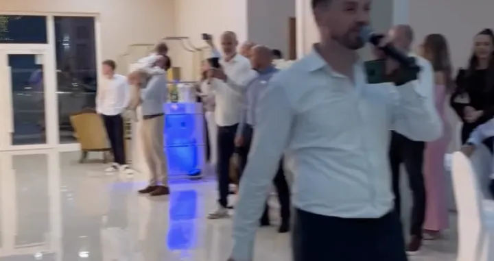 Niko nije ni slutio šta se sprema u pozadini/Instagram