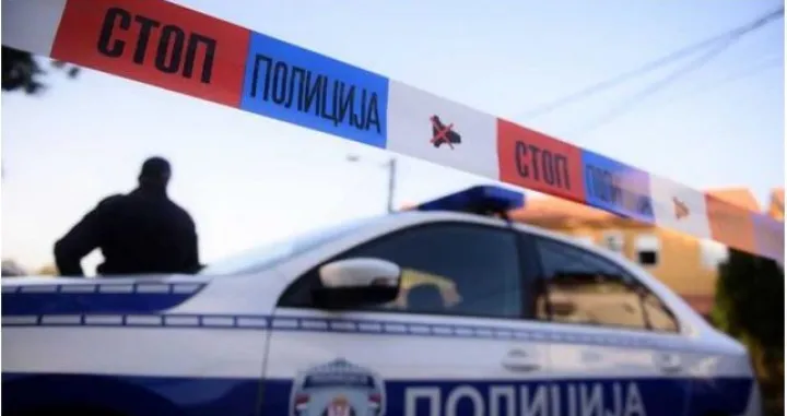 Prema prvim informacijama, nađen je na pločniku ispred zgrade u kojoj je živio/Ilustracija/Ilustracija