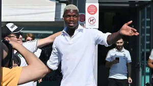 epa10061125 New Juventus' player Paul Pogba arrives at the J Medical center to undergo medical tests, in Turin, Italy, 09 July 2022. The French international has arrived in Turin to complete his return to Italian Serie A soccer side Juventus on a free transfer. EPA/Alessandro Di Marco/Foto: Alessandro Di Marco