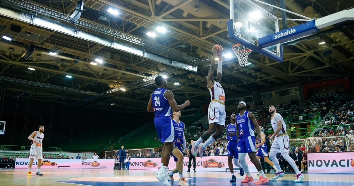KK Bosna - Kangoeroes Basket Mechelen/Foto: 