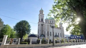 Saborni hram Uspenja Presvete Bogorodice u Tuzli/Saborni Hram Tuzla