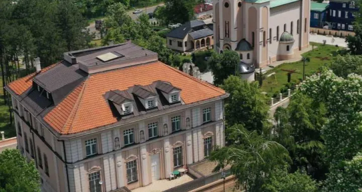 Saborni hram Uspenja Svete Bogorodice u Tuzli/