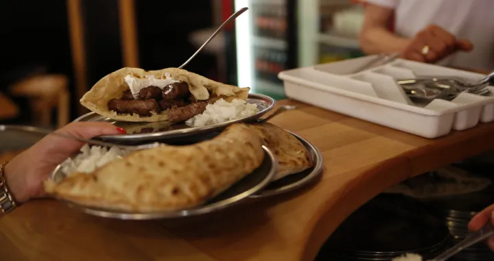 Proglašenje sarajevskih ćevapa kao zaštičenog autohtonog jelo/Damir Deljo