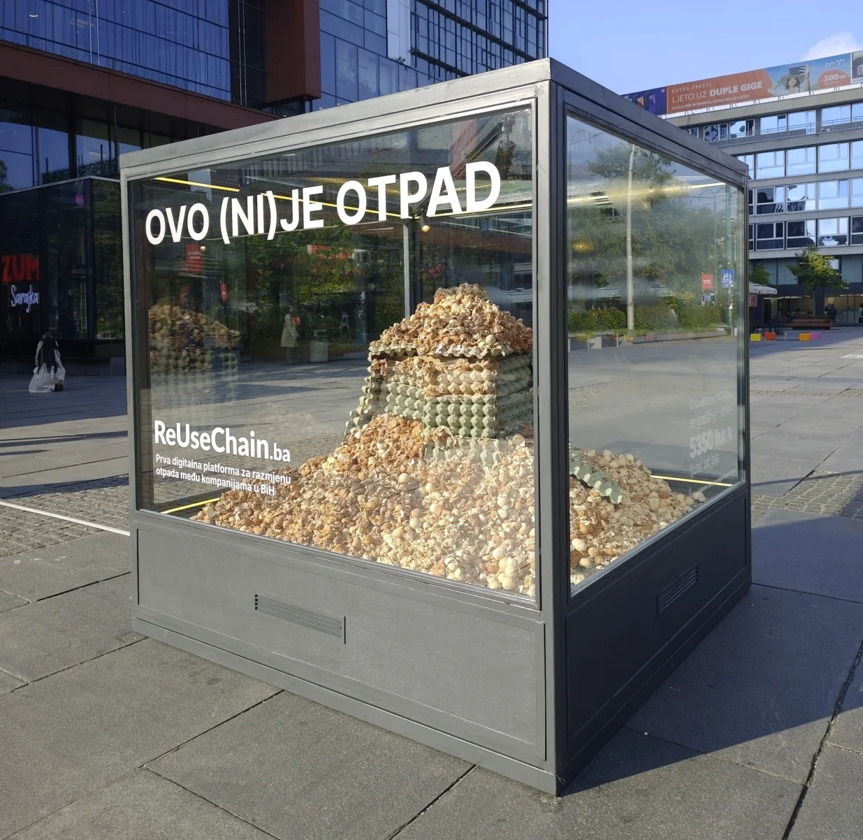 Izložba namještaja "Ovo nije otpad"//