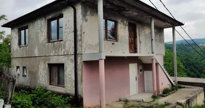 Kuća u Liplju u kojoj su bile zatvorene žrtve/Detektor/