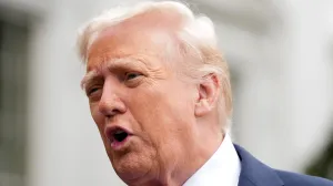 U.S. President Donald Trump speaks to the press before boarding Marine One to depart for Quantico, Virginia, from the South Lawn at the White House in Washington, D.C., U.S., September 30, 2025. REUTERS/Ken Cedeno/Ken Cedeno