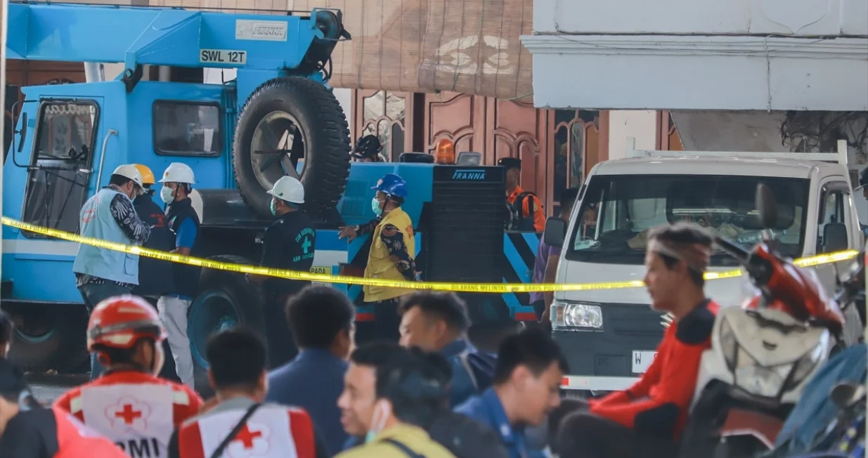 Spasioci se spremaju za evakuaciju/Anadolija/