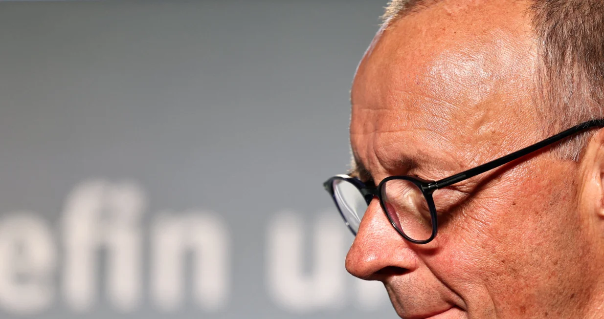 German Chancellor Friedrich Merz looks on, as he meets with eastern German state premiers, at Ettersburg Castle, in Ettersburg, Germany, September 25, 2025. REUTERS/Karina Hessland/Karina Hessland