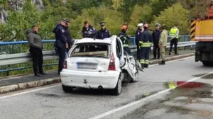 Sa akcije izvlačenja vozila/Crna-hronika/