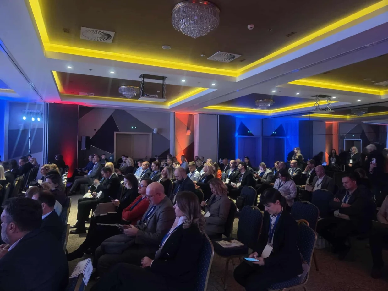 Antikorupcija i dobro upravljanje na zapadnom Balkanu: Unaprijeđenje puta ka EU integracijama/Nedim Fetahović